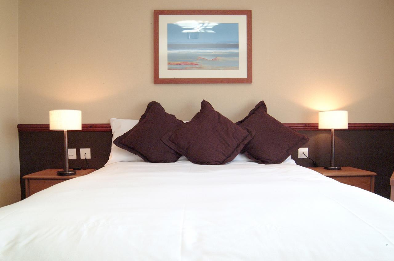 The Waterhouse Inn Balloch Extérieur photo