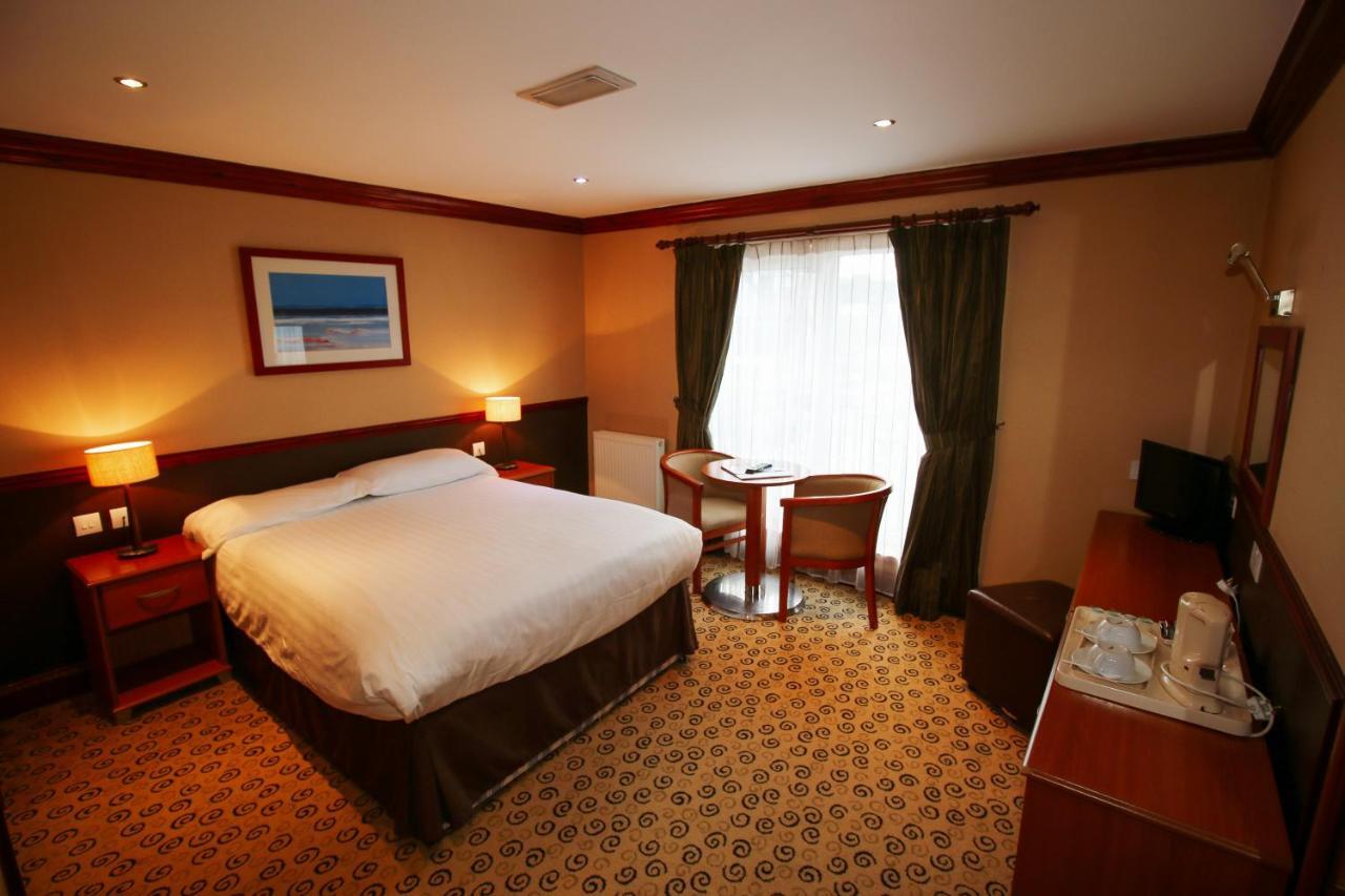 The Waterhouse Inn Balloch Extérieur photo
