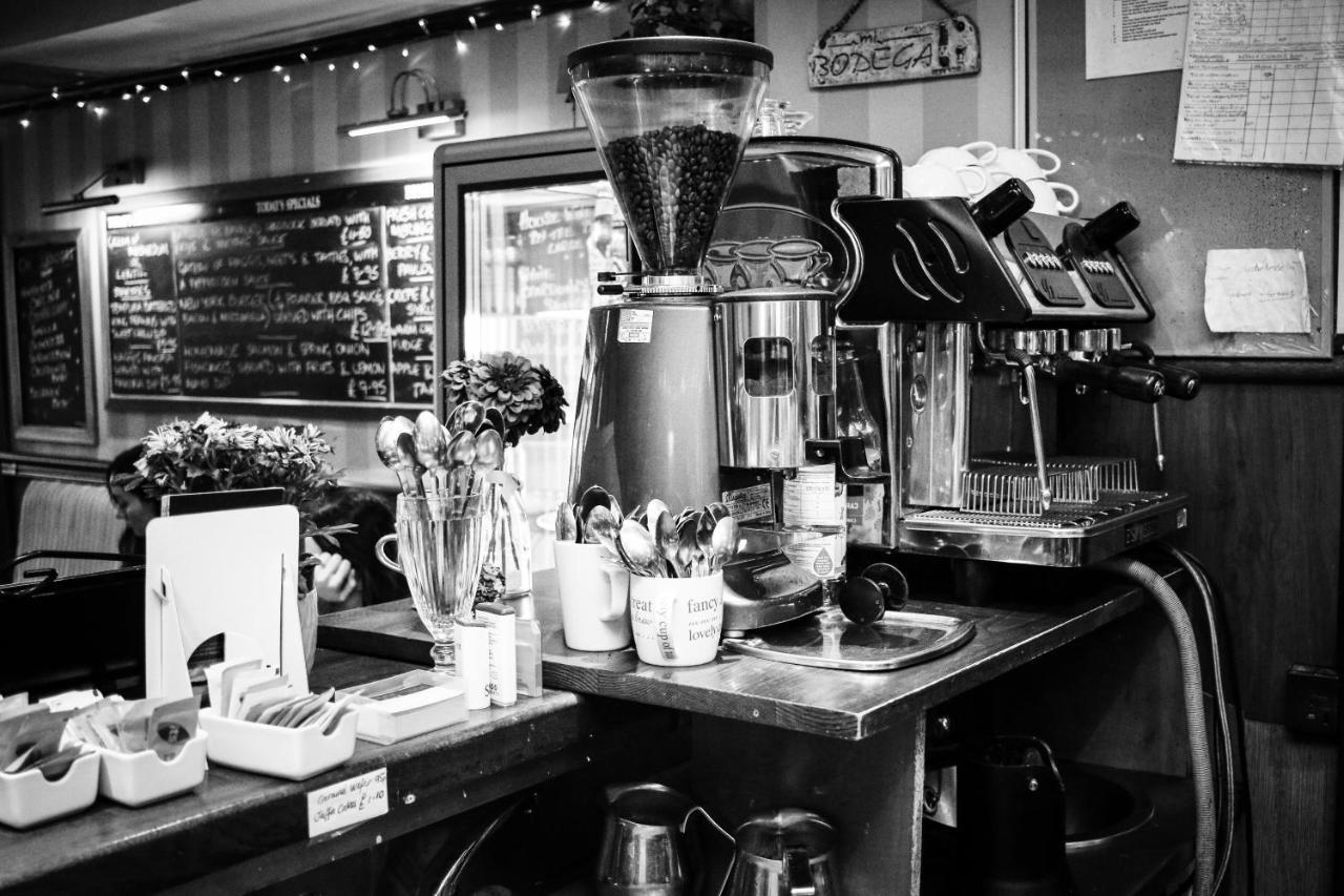 The Waterhouse Inn Balloch Extérieur photo
